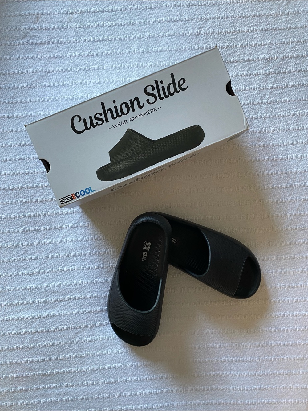 32 Degrees Black Cloud Slide
